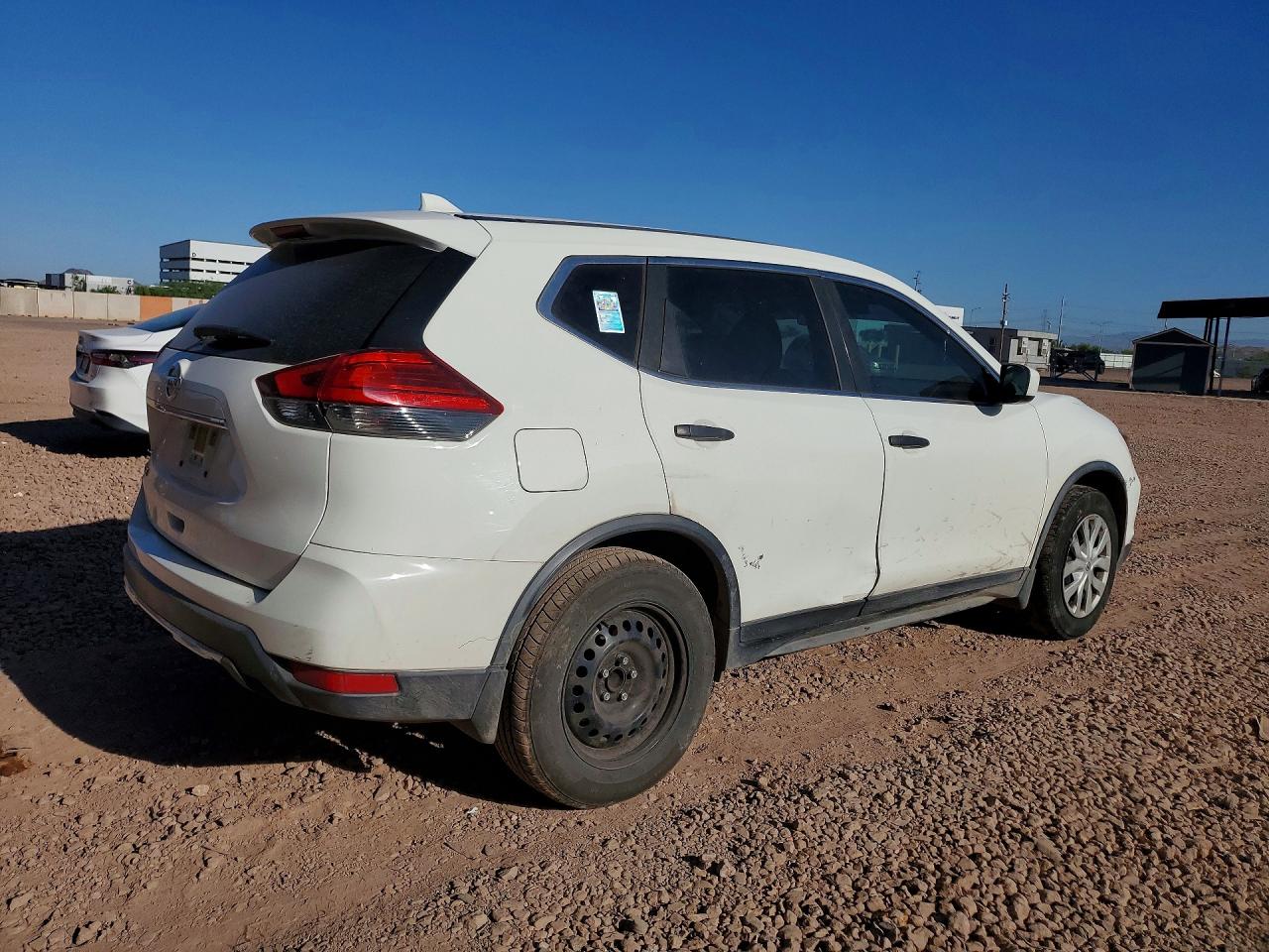 2017 NISSAN ROGUE