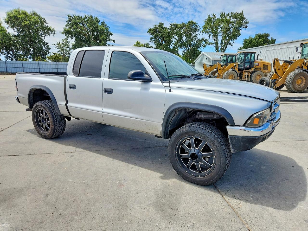 2004 DODGE DAKOTA
