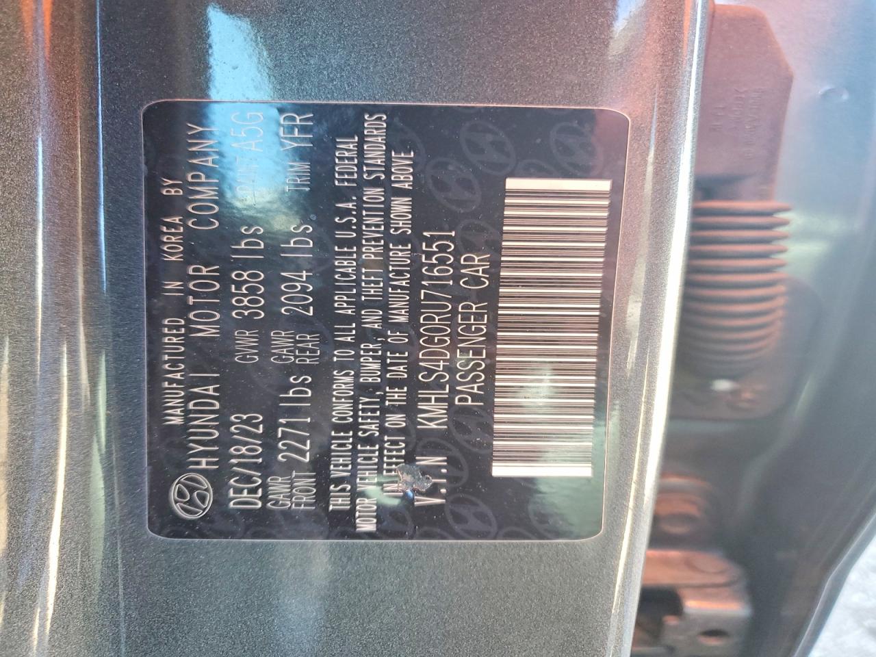2024 HYUNDAI ELANTRA