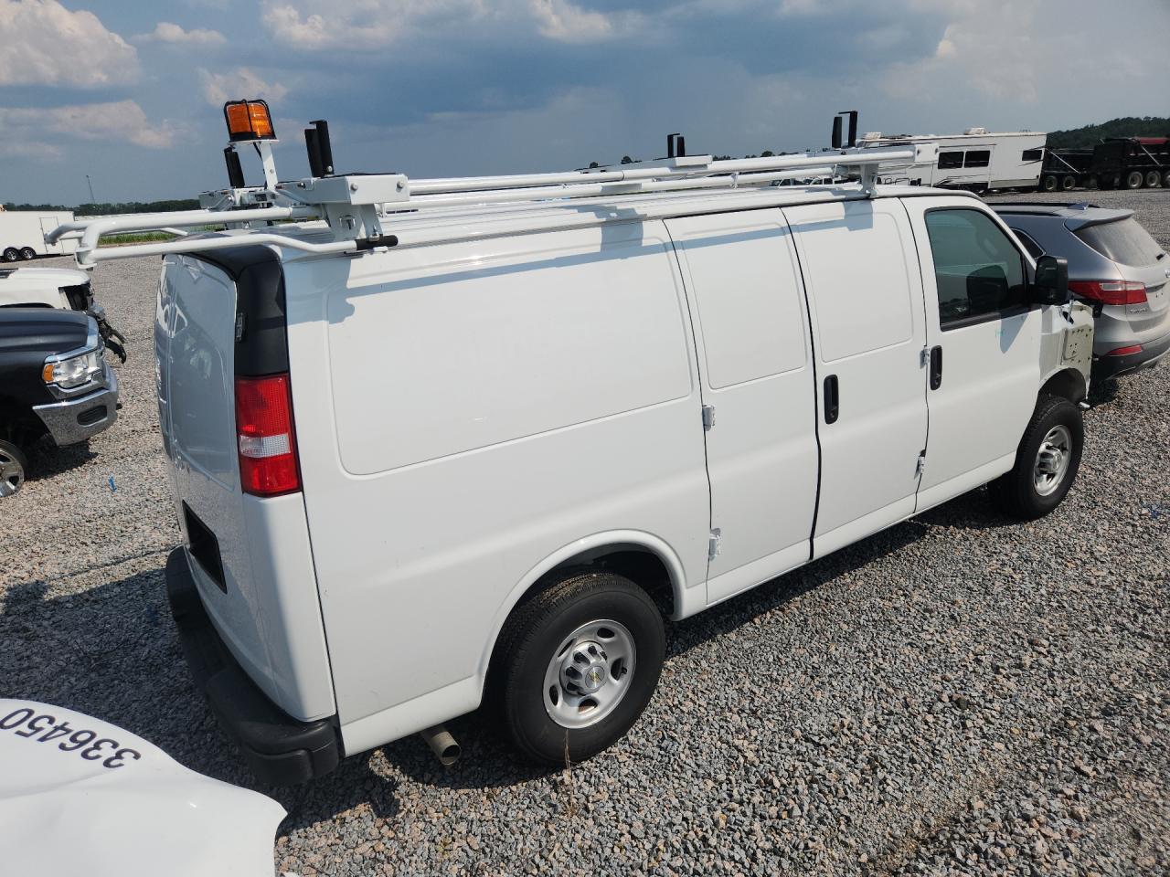 2025 CHEVROLET EXPRESS
