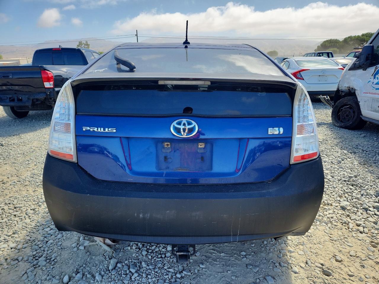 2011 TOYOTA PRIUS
