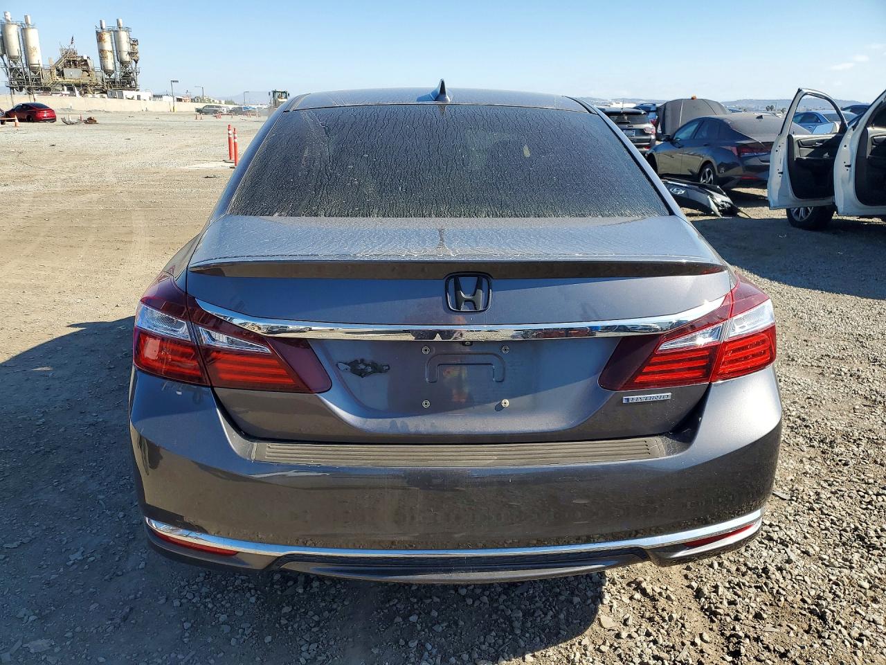 2017 HONDA ACCORD