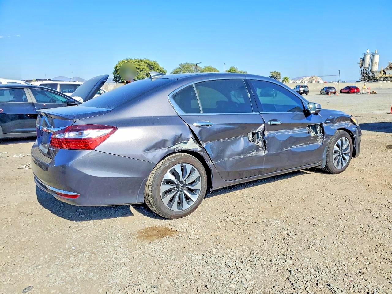 2017 HONDA ACCORD