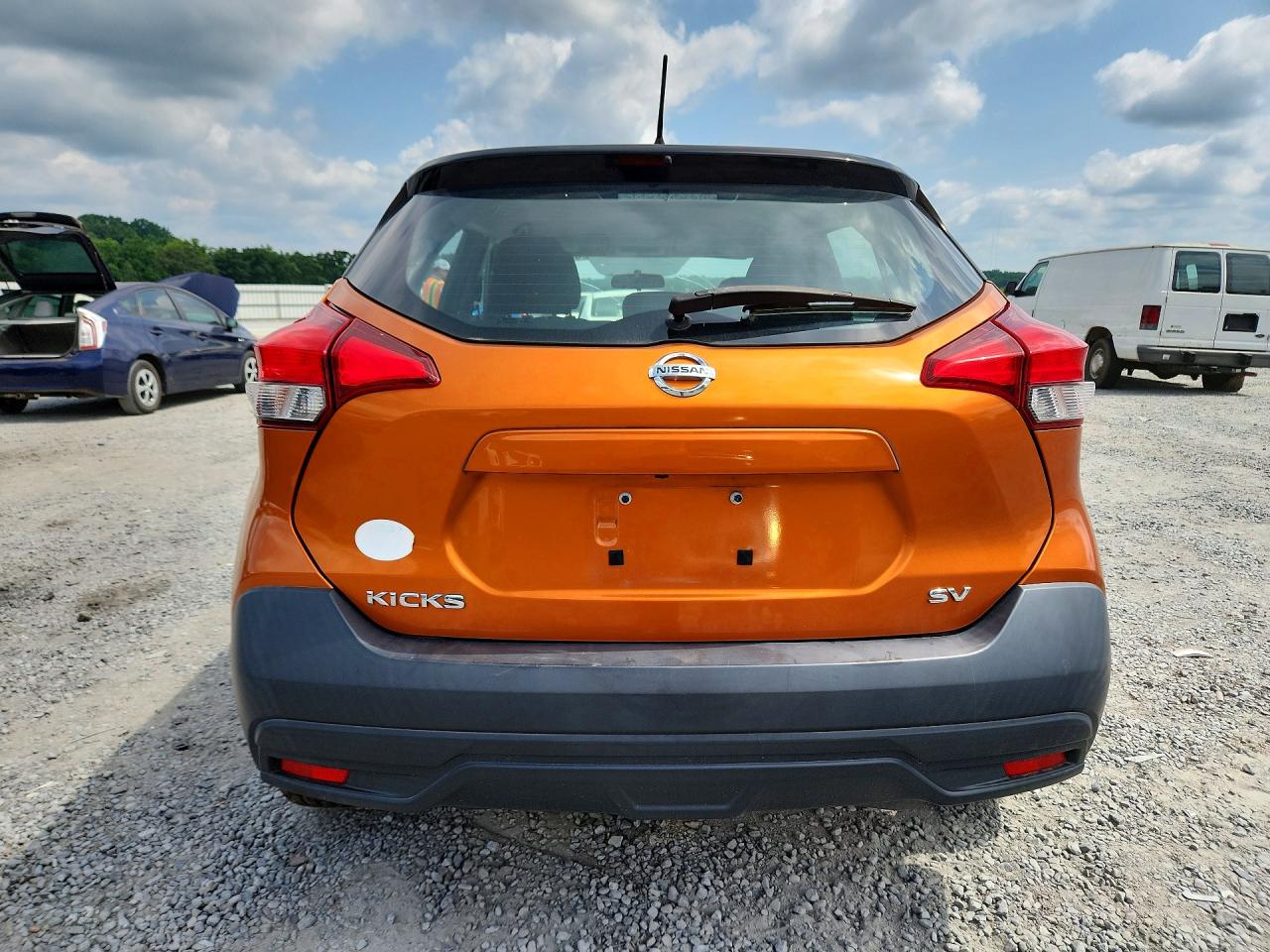 2018 NISSAN KICKS