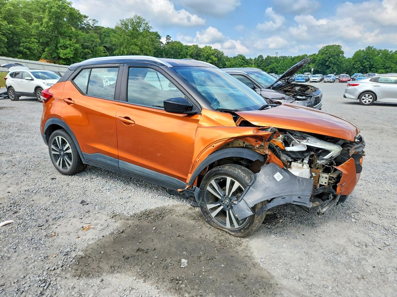 2018 NISSAN KICKS
