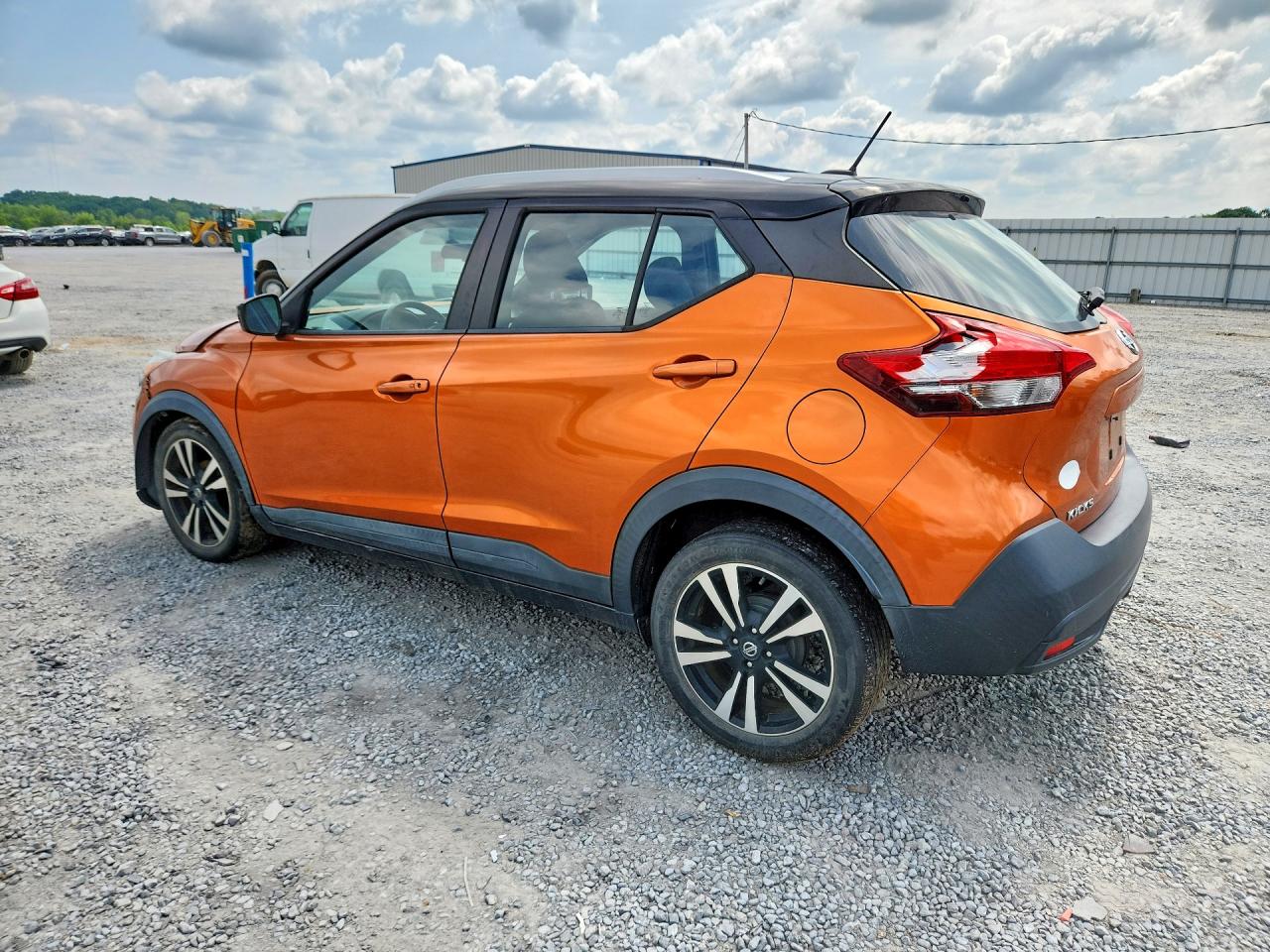 2018 NISSAN KICKS