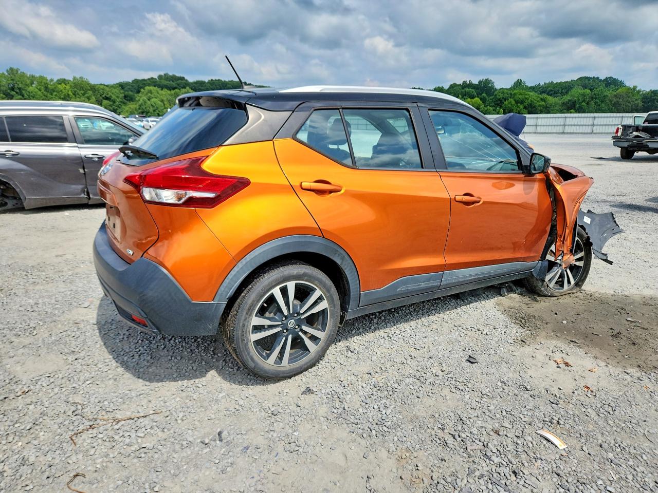 2018 NISSAN KICKS