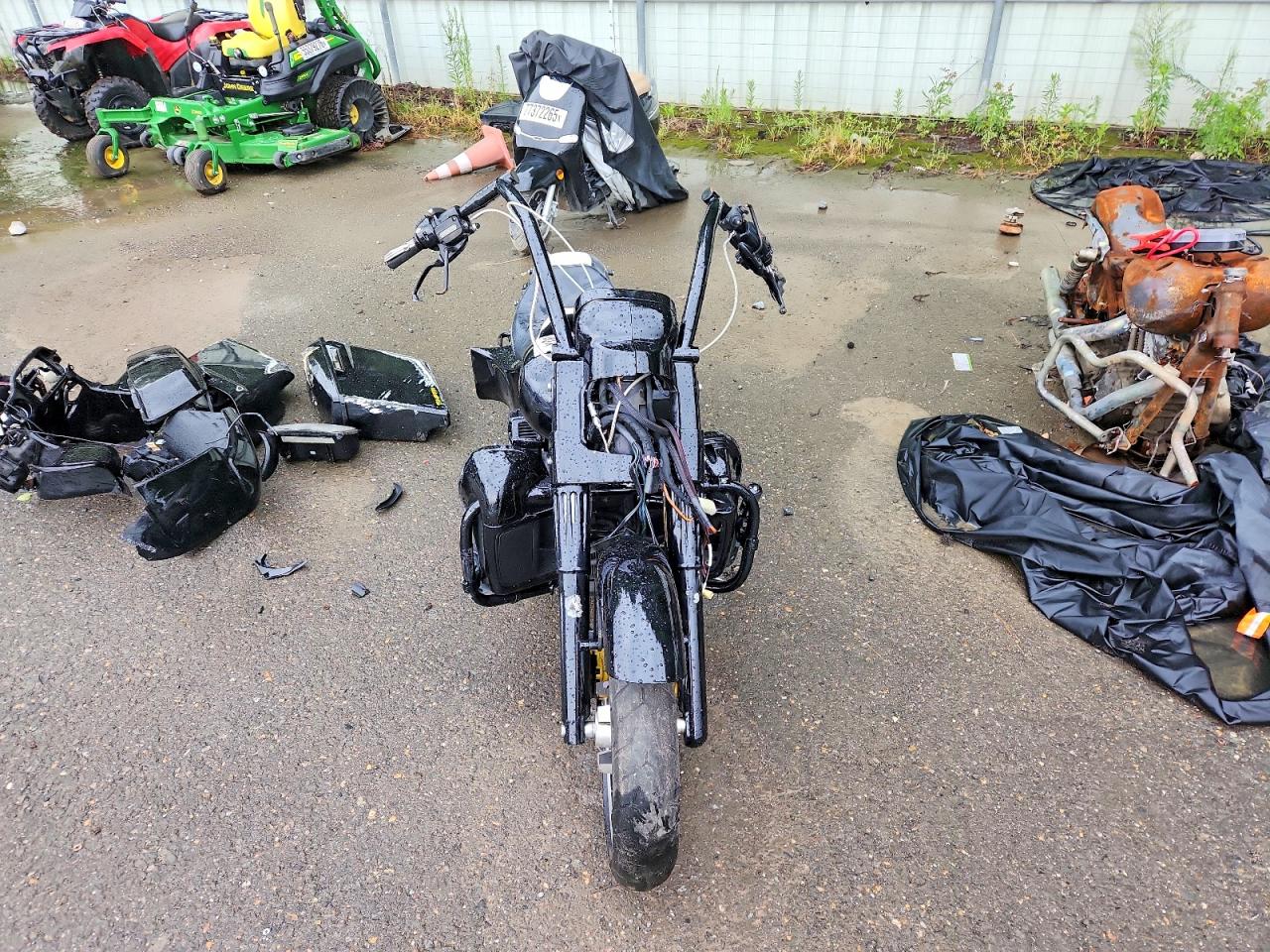 2016 HARLEY-DAVIDSON FL