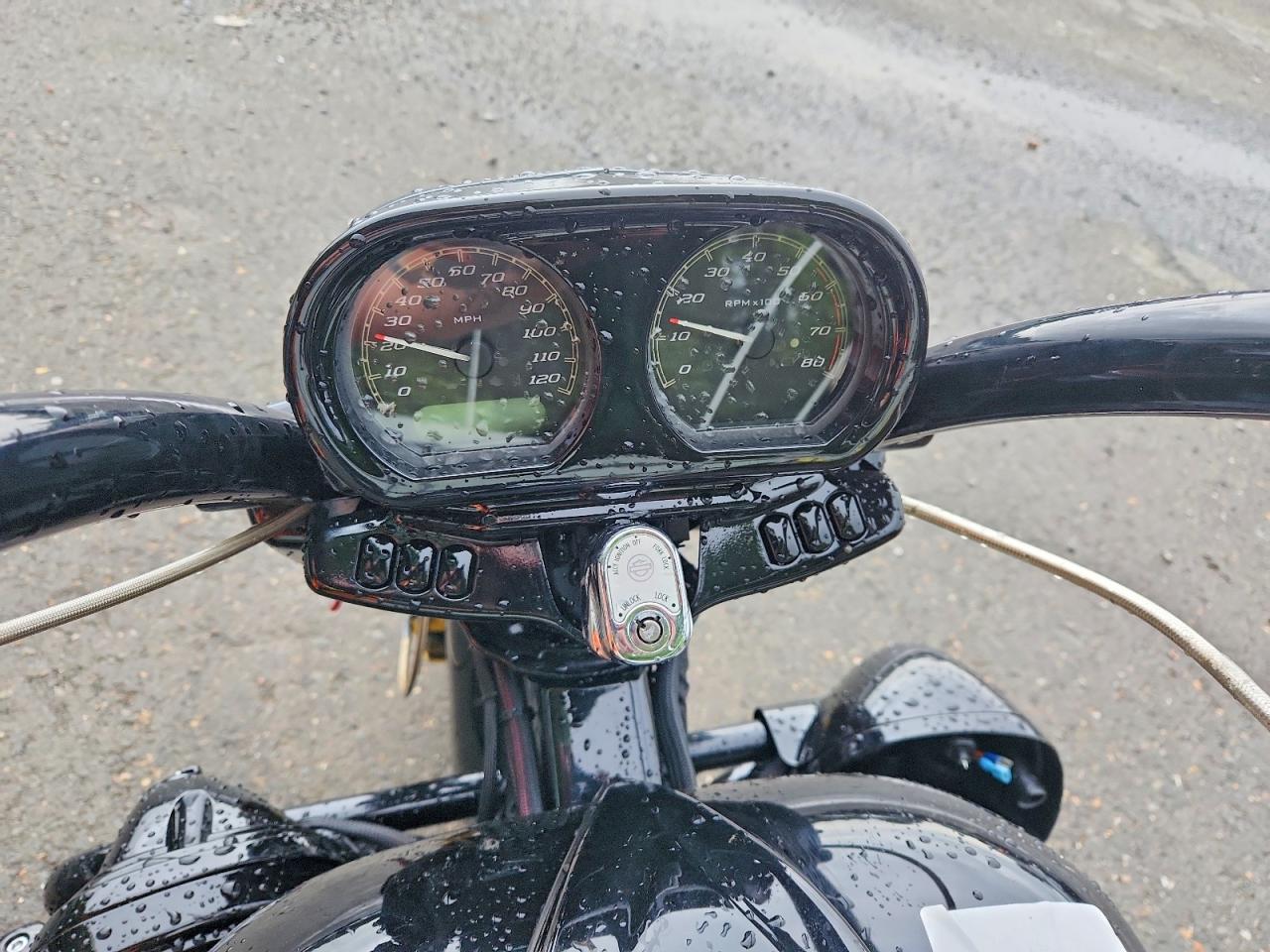 2016 HARLEY-DAVIDSON FL
