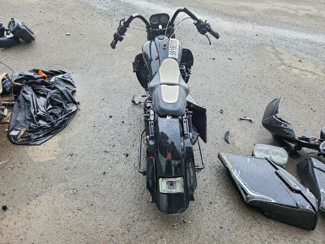 2016 HARLEY-DAVIDSON FL