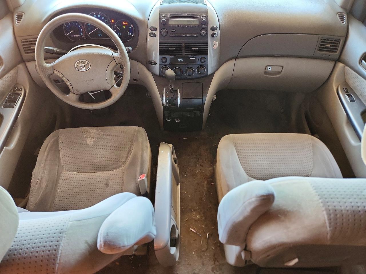 2006 TOYOTA SIENNA