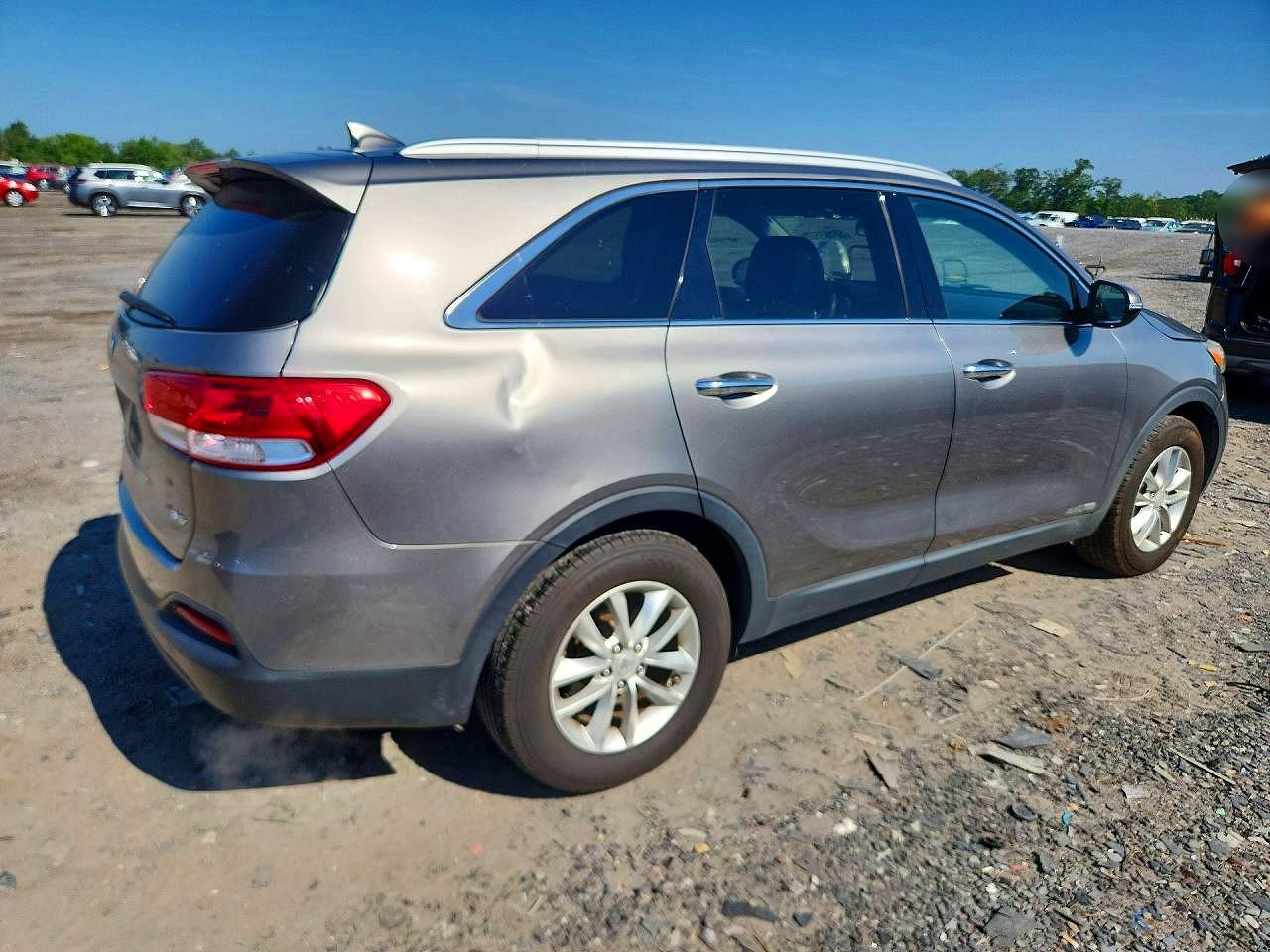 2016 KIA SORENTO