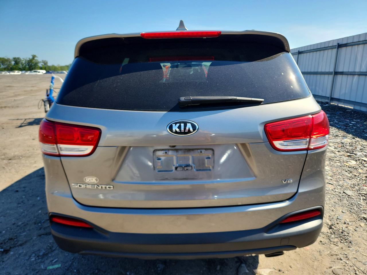 2016 KIA SORENTO
