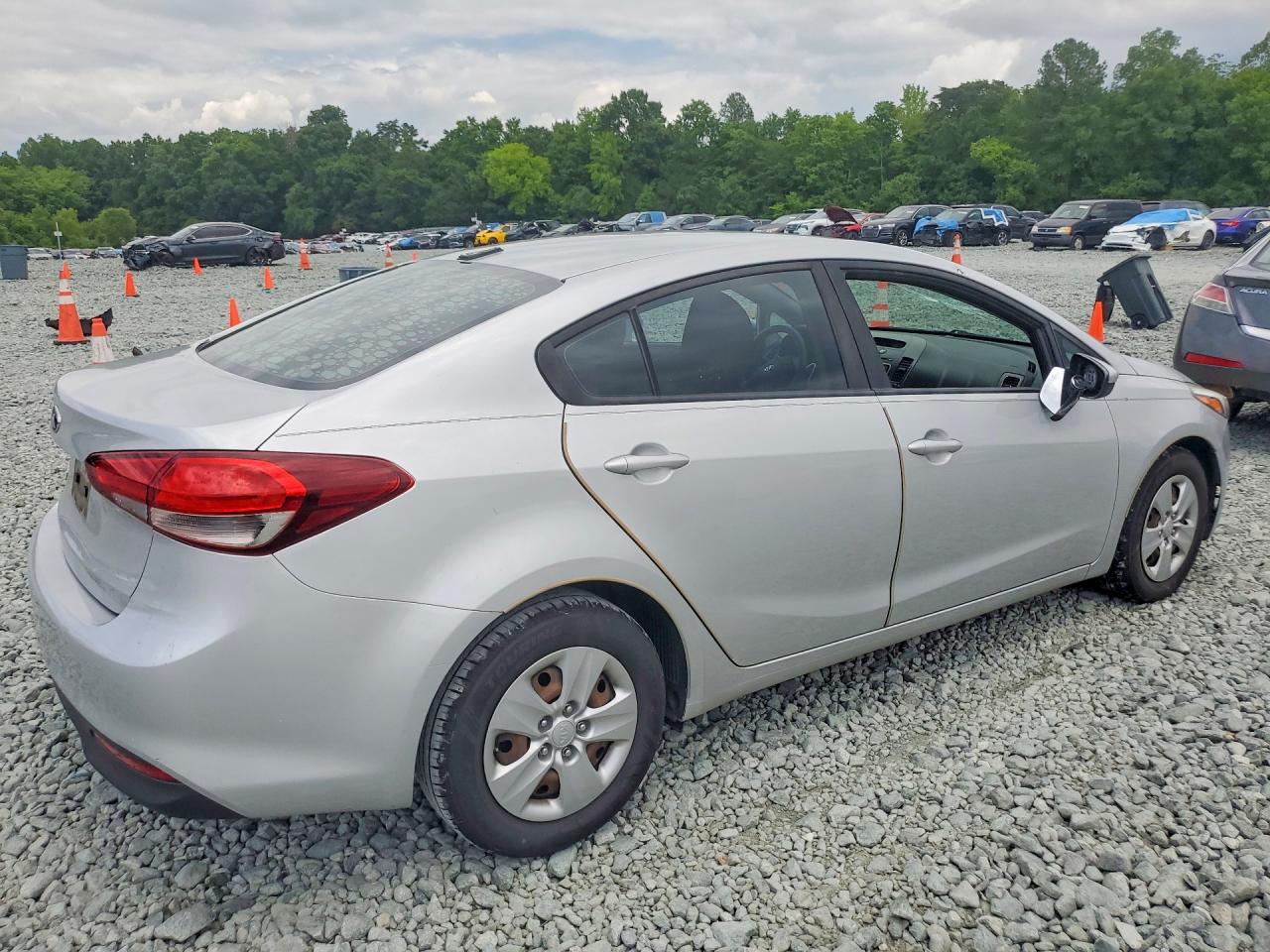 2018 KIA FORTE