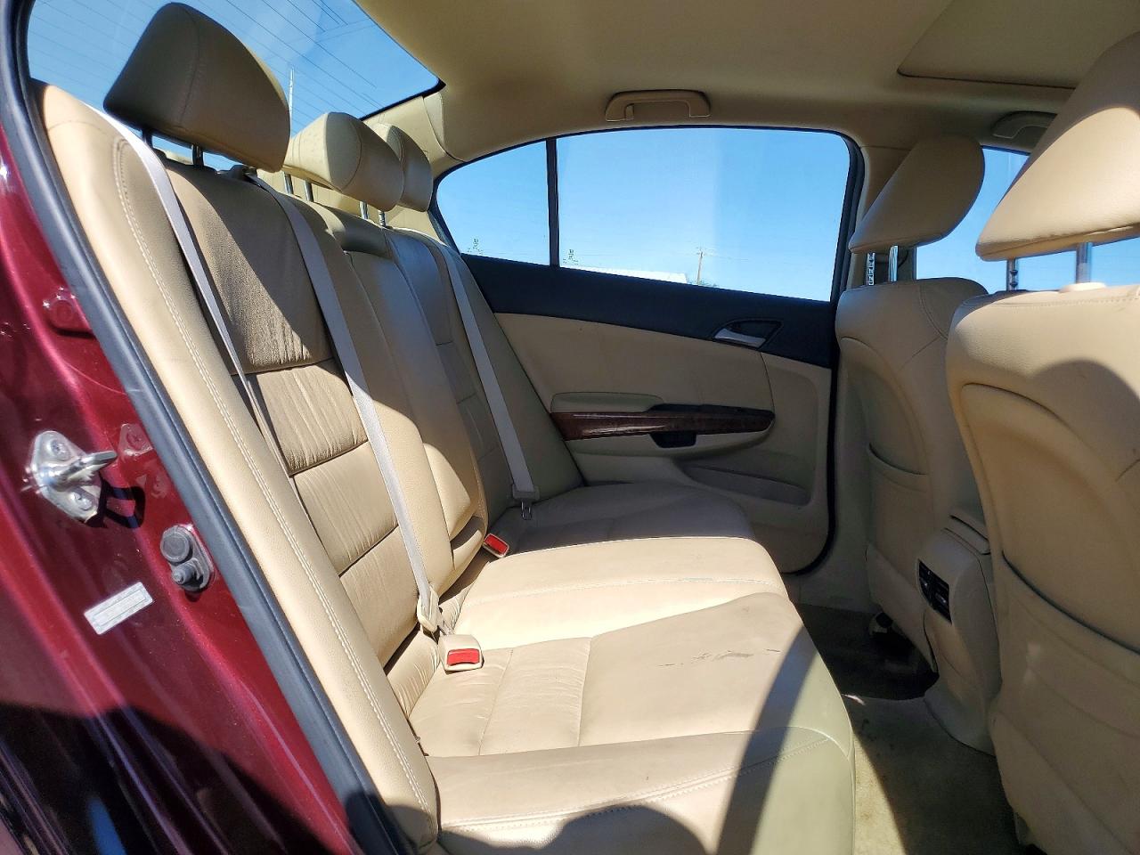 2011 HONDA ACCORD