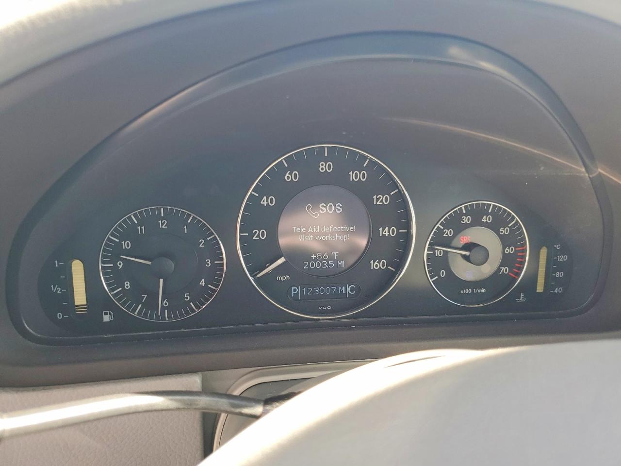 2004 MERCEDES-BENZ CLK-CLASS