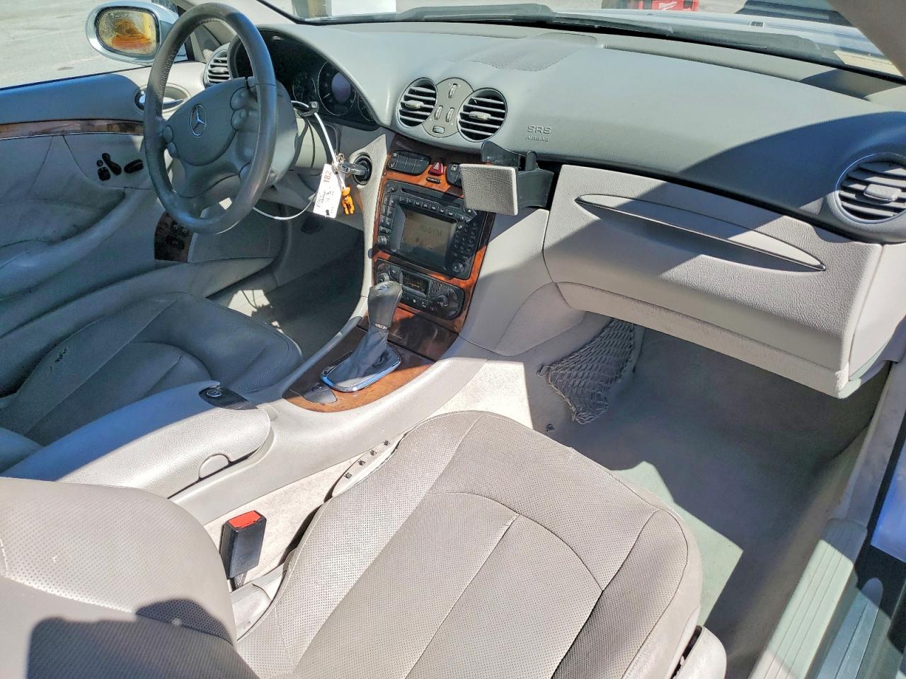 2004 MERCEDES-BENZ CLK-CLASS