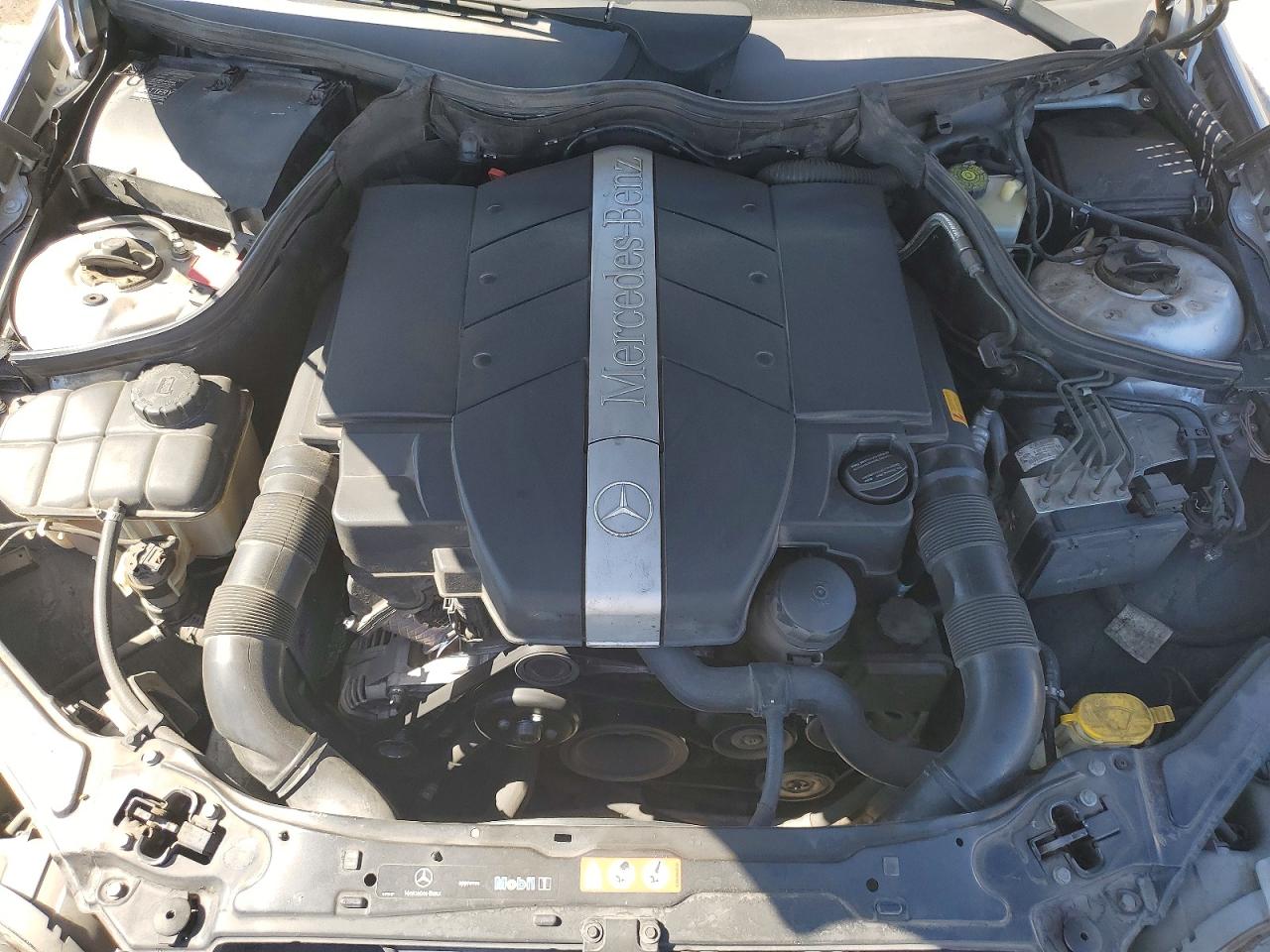 2004 MERCEDES-BENZ CLK-CLASS