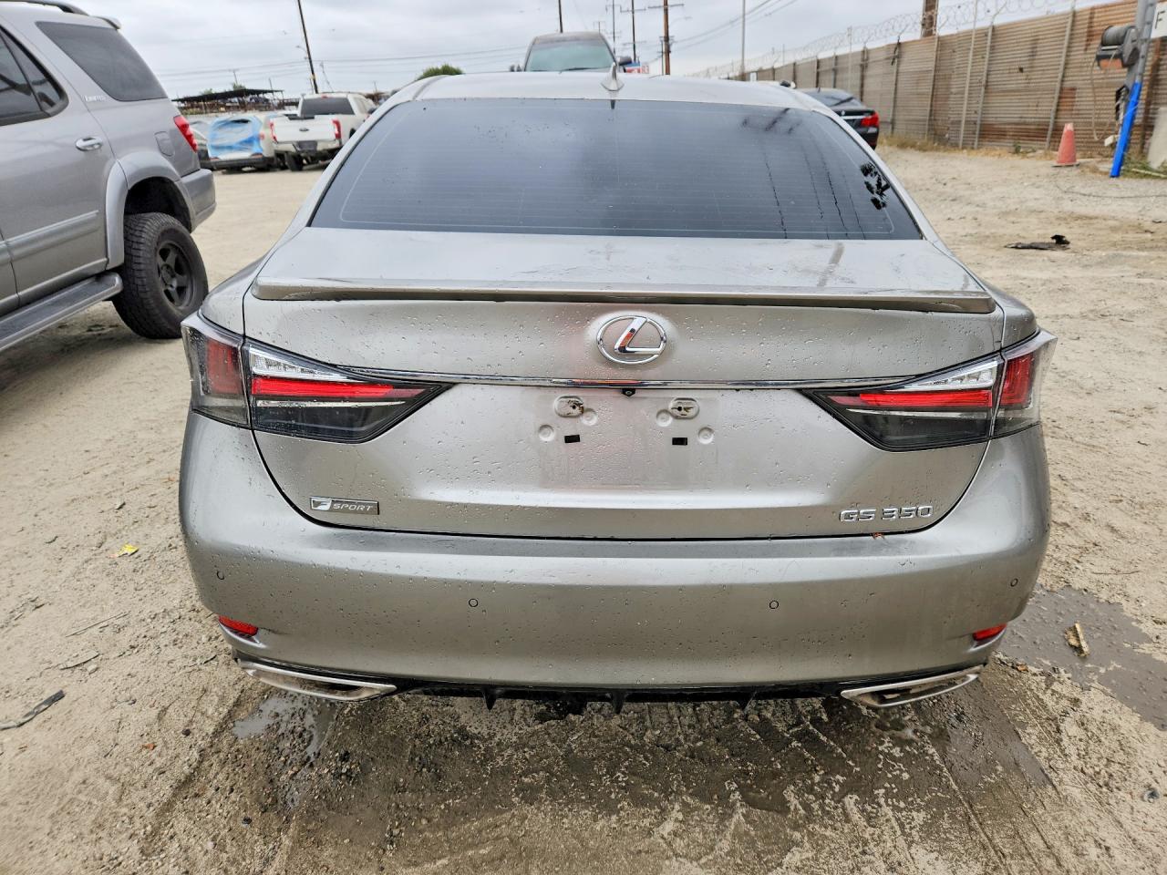2016 LEXUS GS