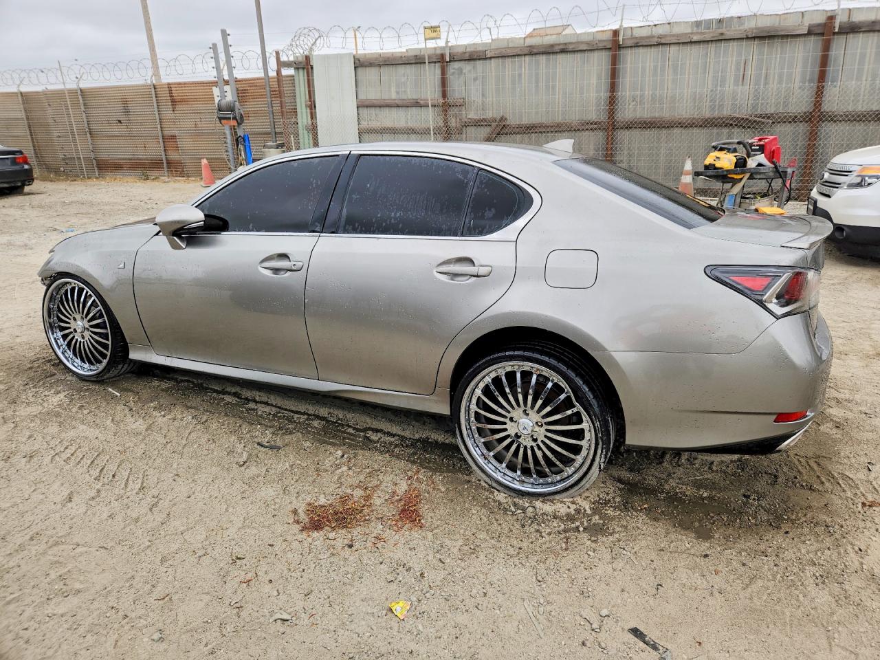 2016 LEXUS GS