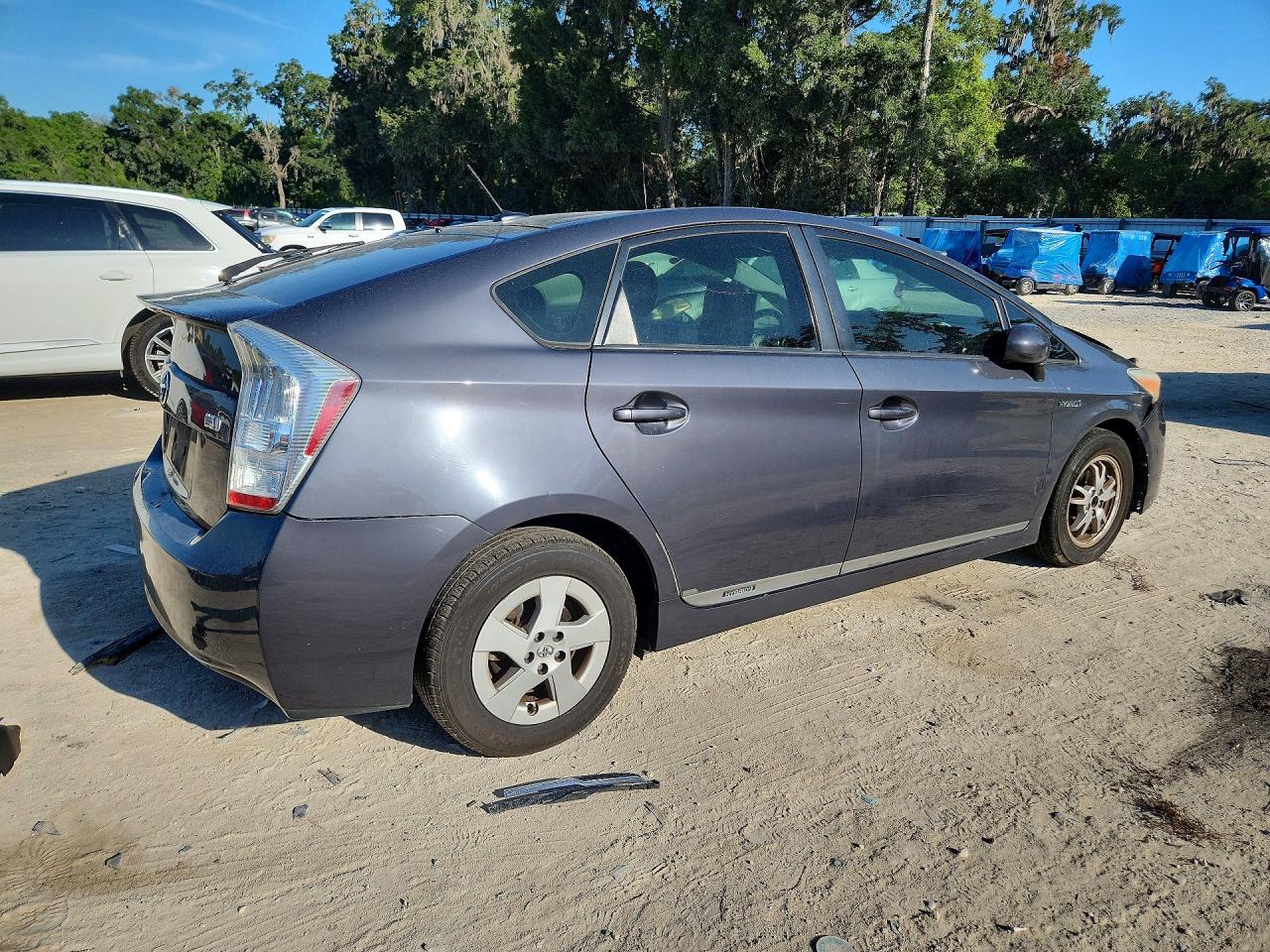 2011 TOYOTA PRIUS