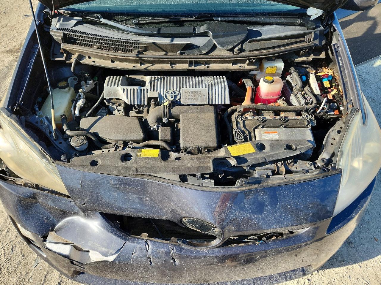2011 TOYOTA PRIUS