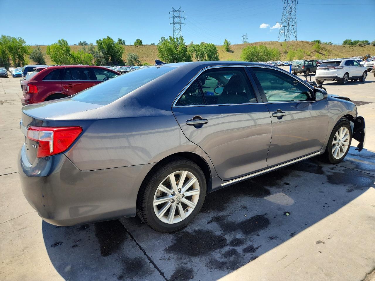 2014 TOYOTA CAMRY