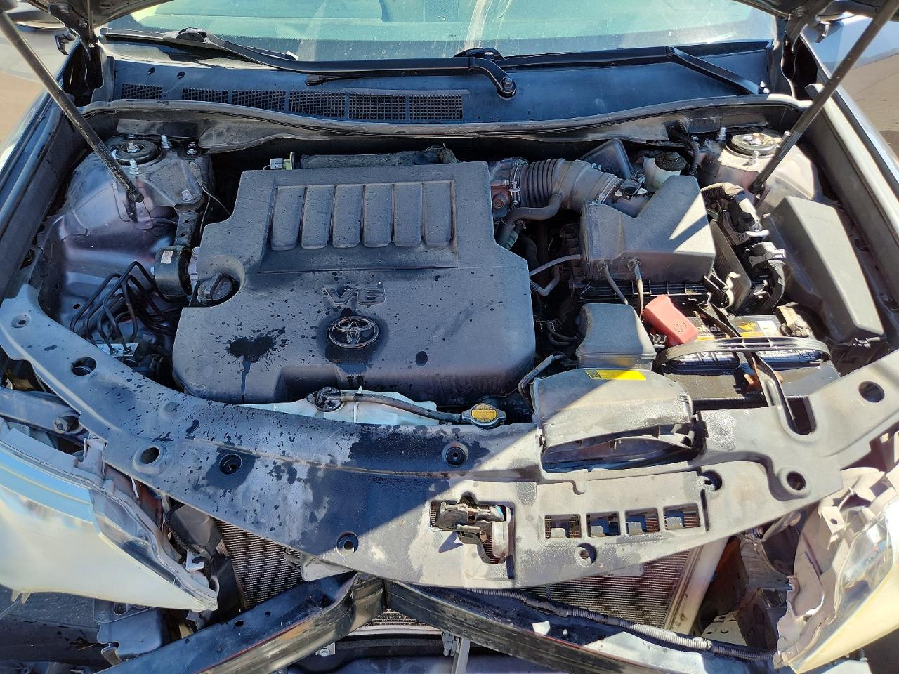 2014 TOYOTA CAMRY