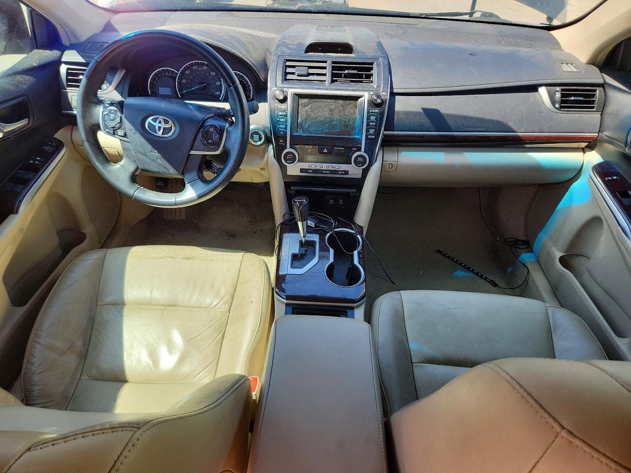 2014 TOYOTA CAMRY