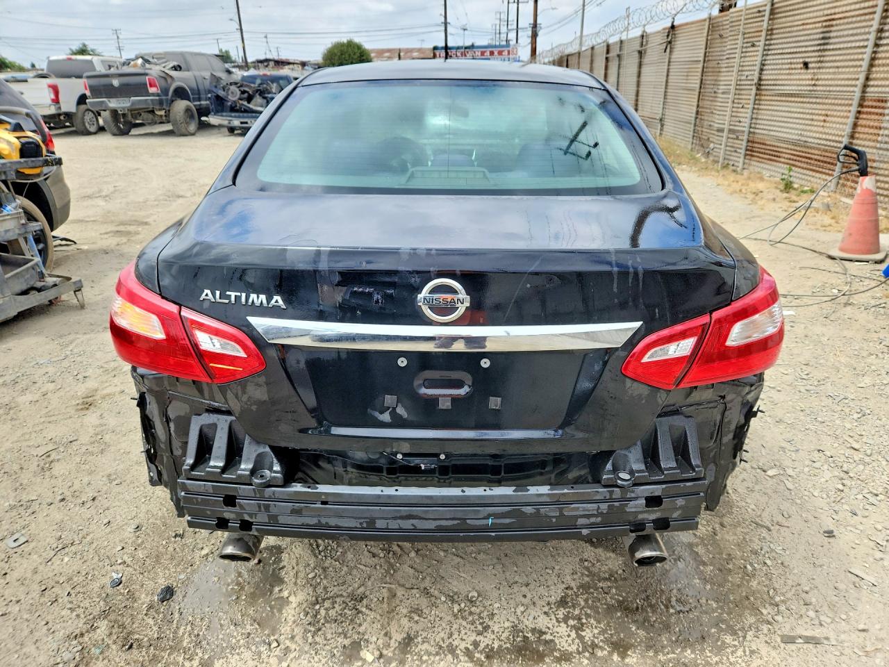 2016 NISSAN ALTIMA