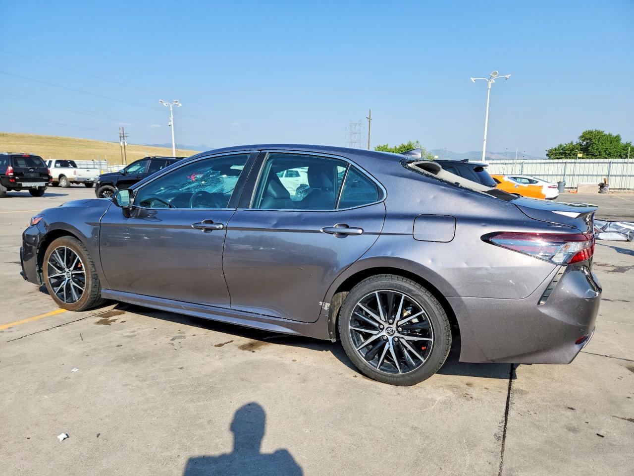 2022 TOYOTA CAMRY