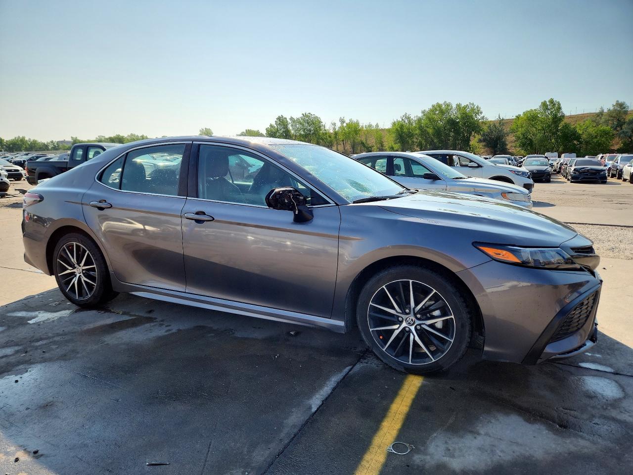 2022 TOYOTA CAMRY