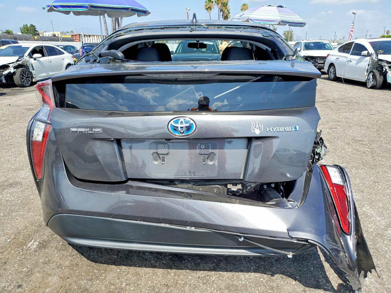 2016 TOYOTA PRIUS