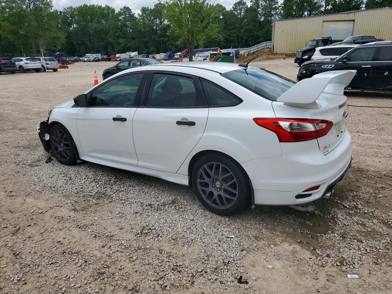 2013 FORD FOCUS