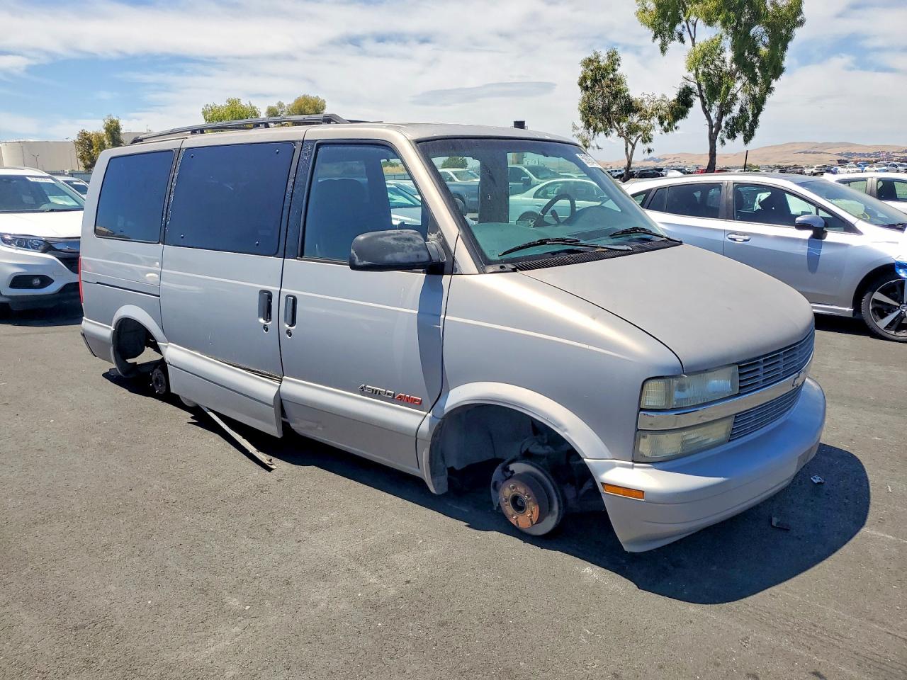2000 CHEVROLET ASTRO