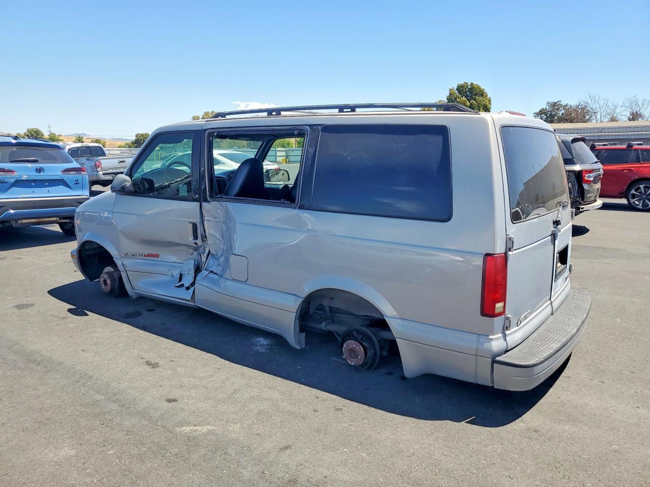 2000 CHEVROLET ASTRO