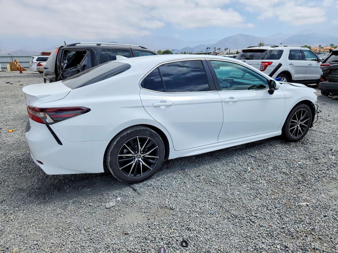 2023 TOYOTA CAMRY