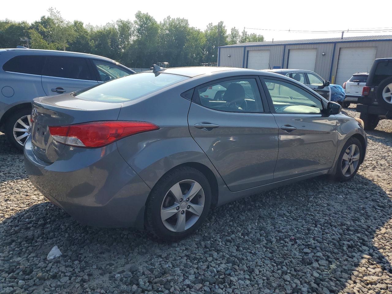 2012 HYUNDAI ELANTRA