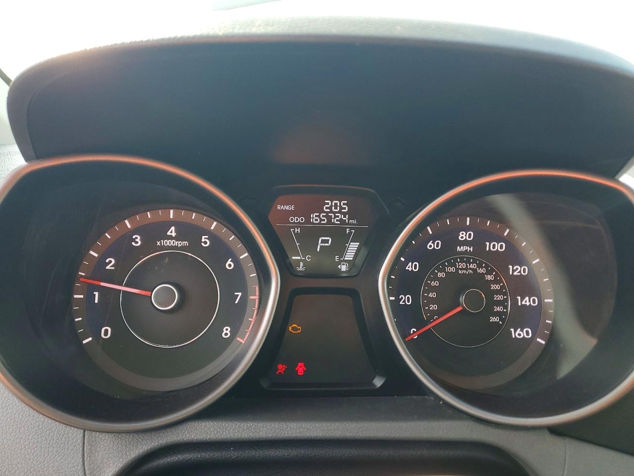 2012 HYUNDAI ELANTRA