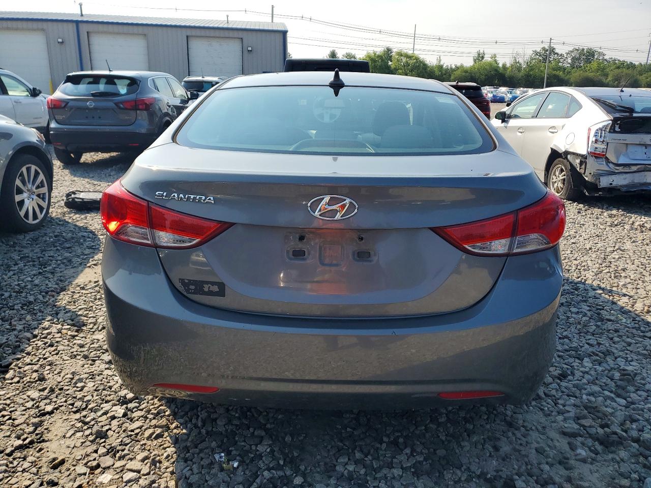 2012 HYUNDAI ELANTRA