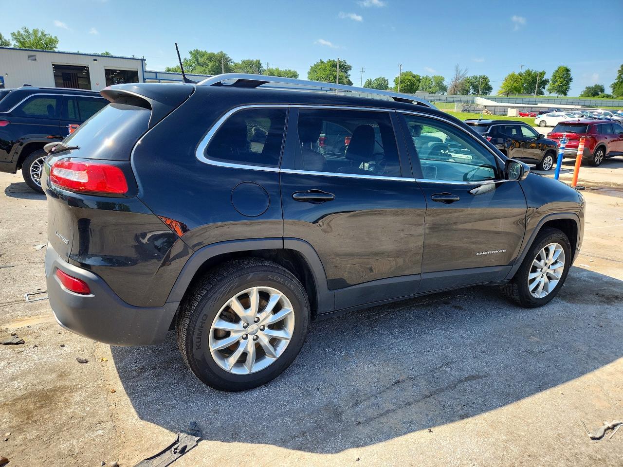 2016 JEEP CHEROKEE