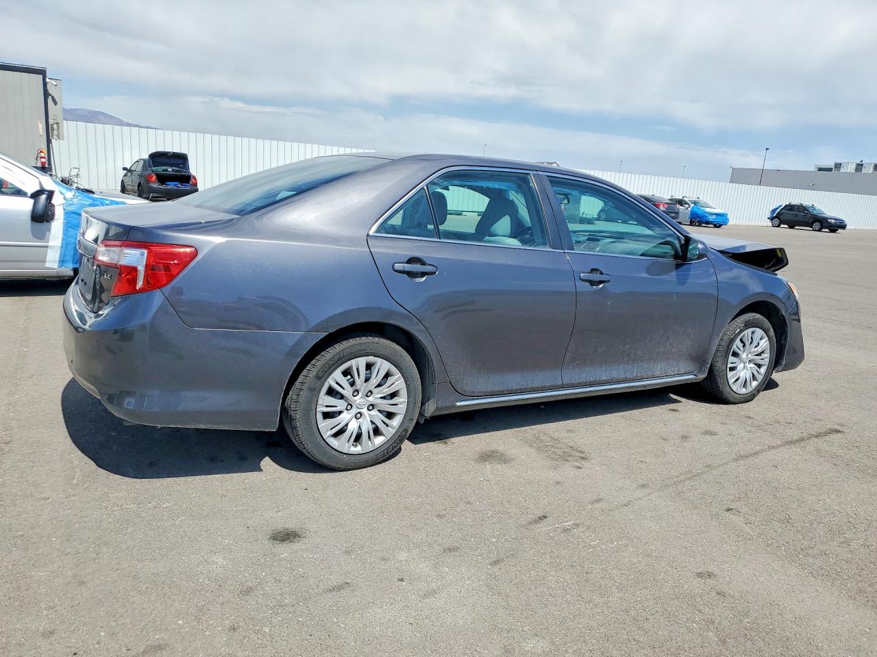 2013 TOYOTA CAMRY