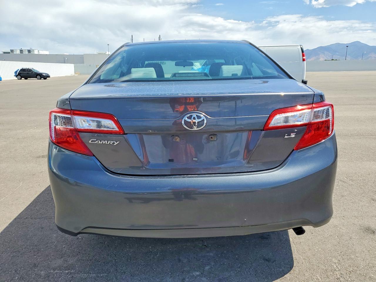 2013 TOYOTA CAMRY