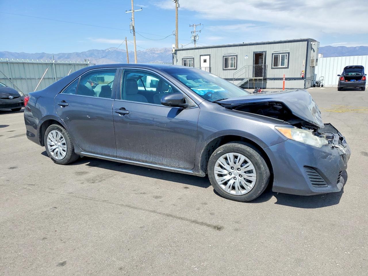 2013 TOYOTA CAMRY