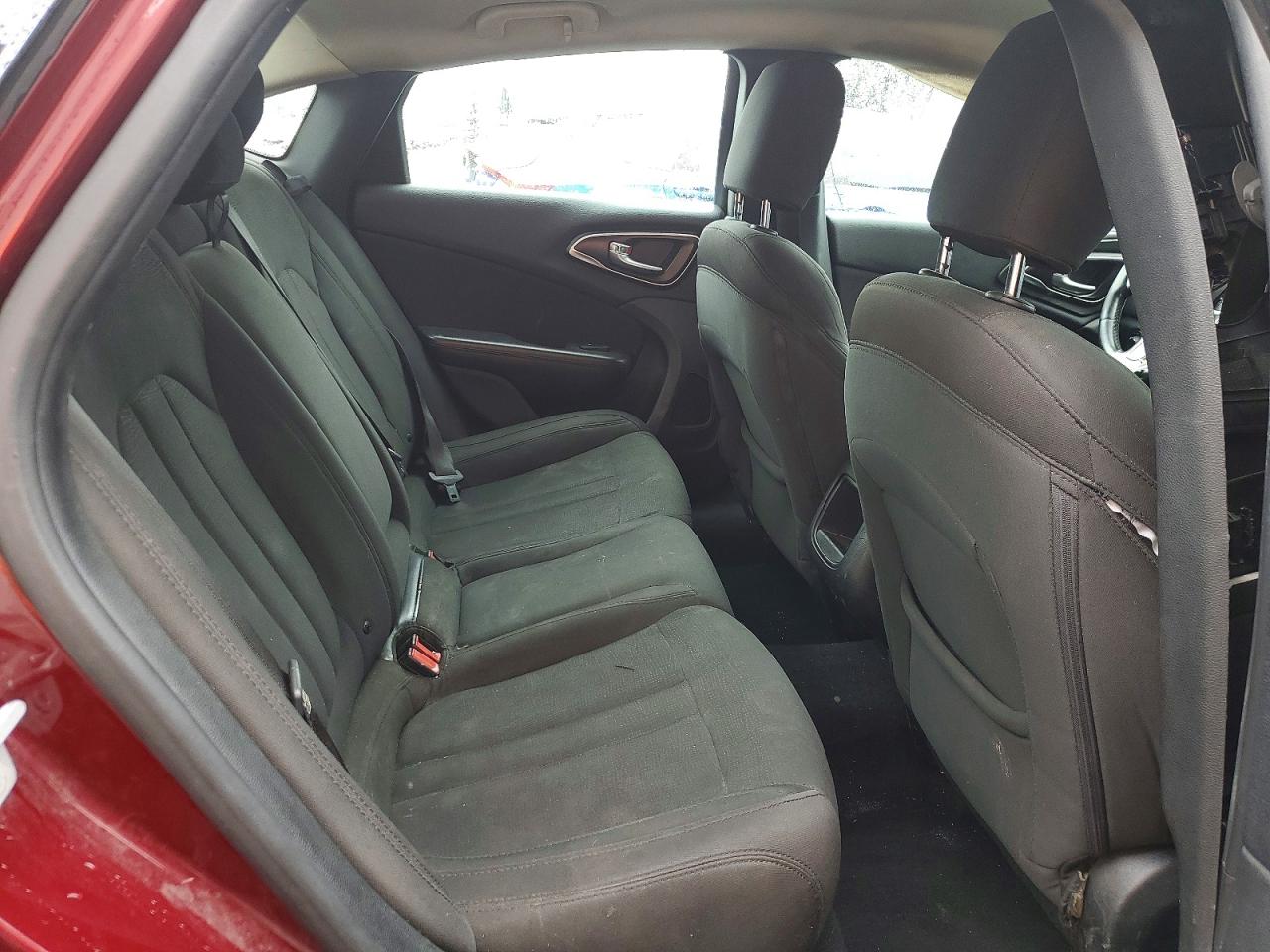 2016 CHRYSLER 200