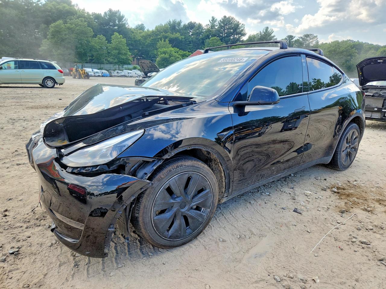 2024 TESLA MODEL Y
