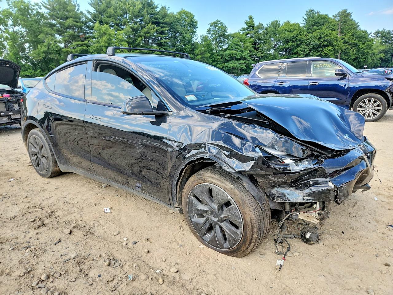 2024 TESLA MODEL Y