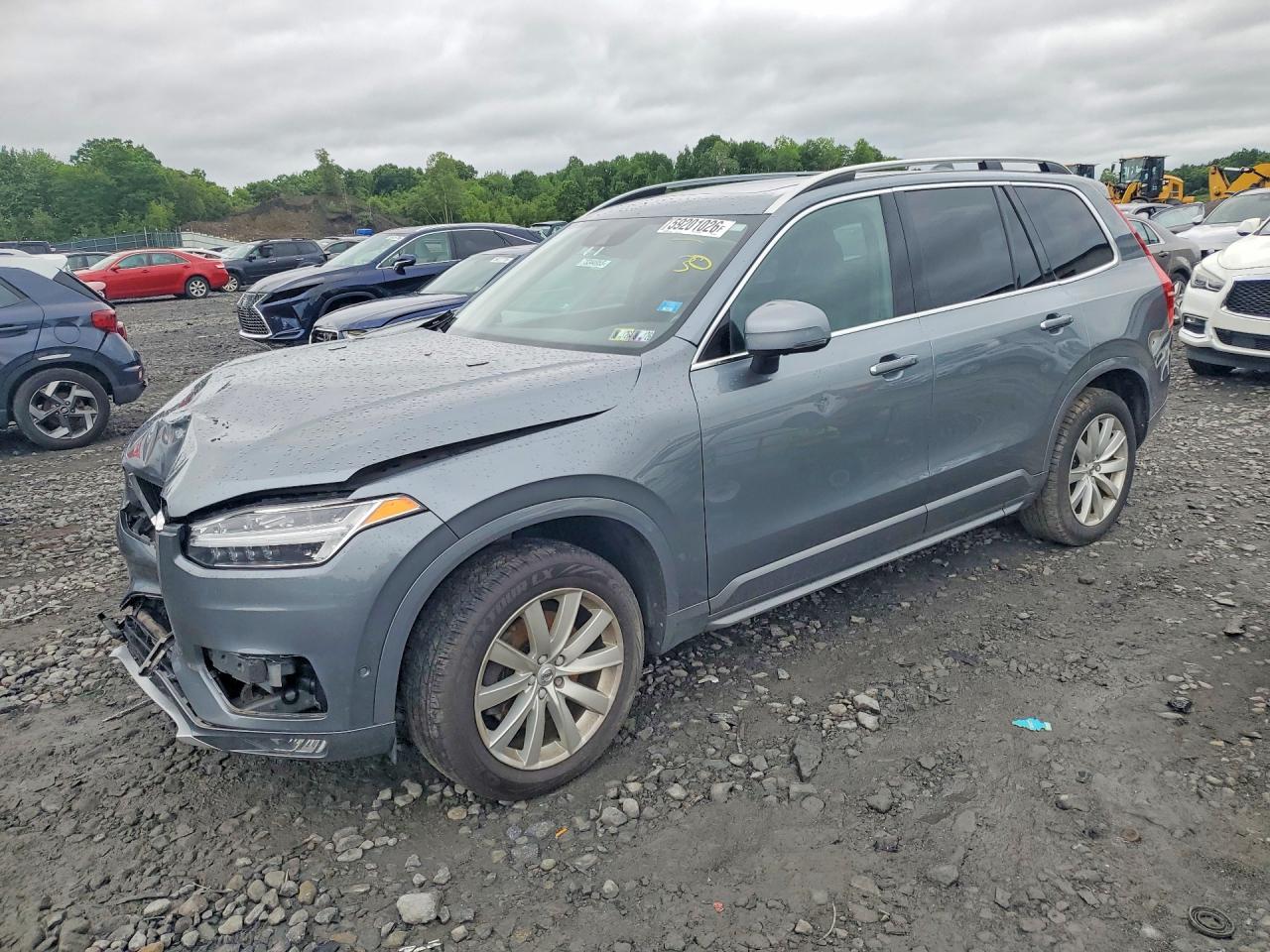 2018 VOLVO XC90