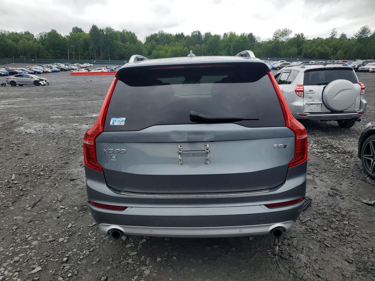 2018 VOLVO XC90