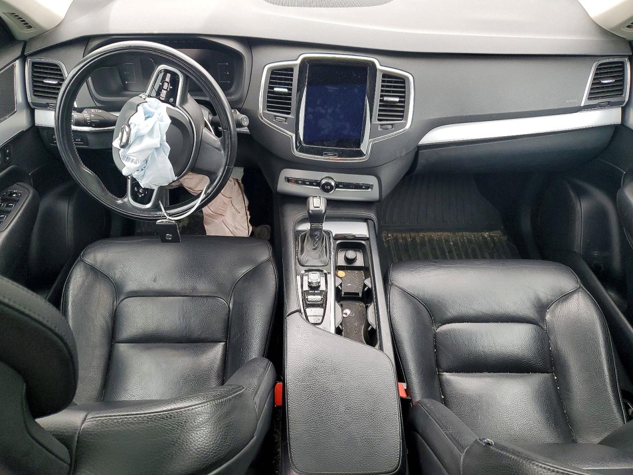 2018 VOLVO XC90